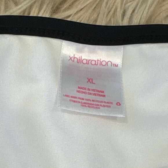 Xhilaration swim bottoms size XL - Picture 2 of 3
